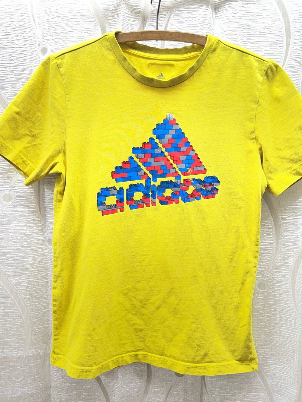 Adidas LEGO Graphic T-Shirt Kids‎ 13-14Y Yellow Excellent Short Sleeve Tee